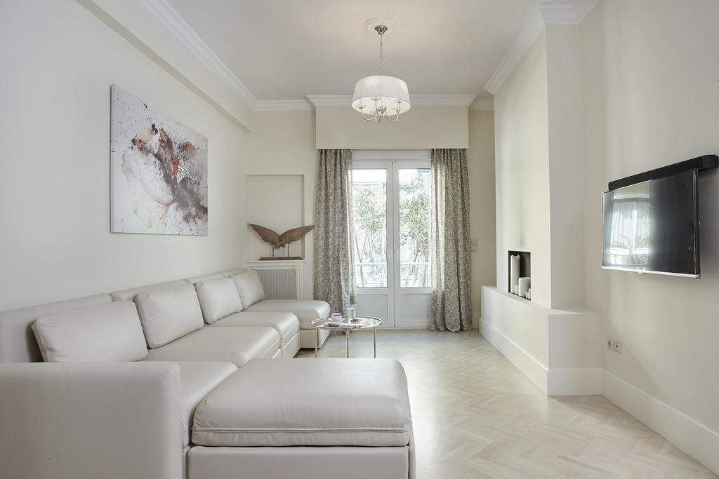 Kolonaki Square Apartment เอเธนส์ ภายนอก รูปภาพ