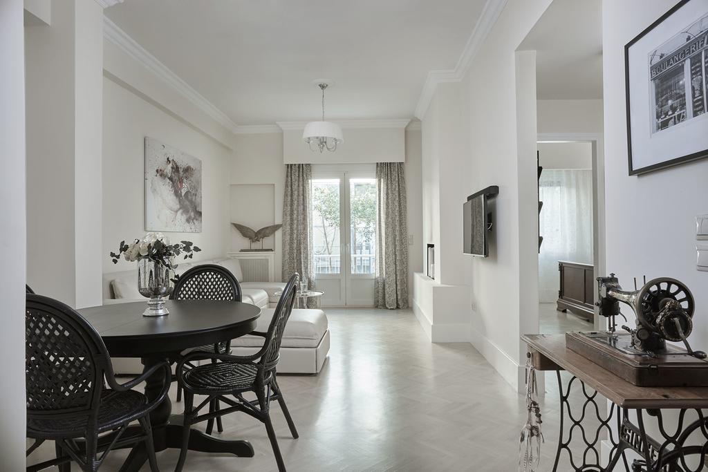 Kolonaki Square Apartment เอเธนส์ ภายนอก รูปภาพ